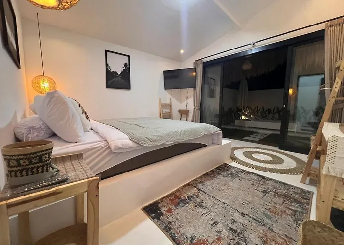 Casa De Myra 2